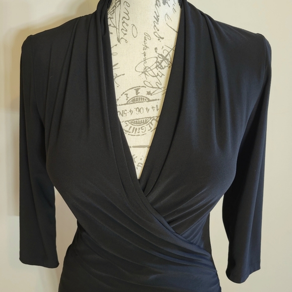 Forever 21 Form Fitting Surplice Wrap Dress Black - Picture 2 of 4